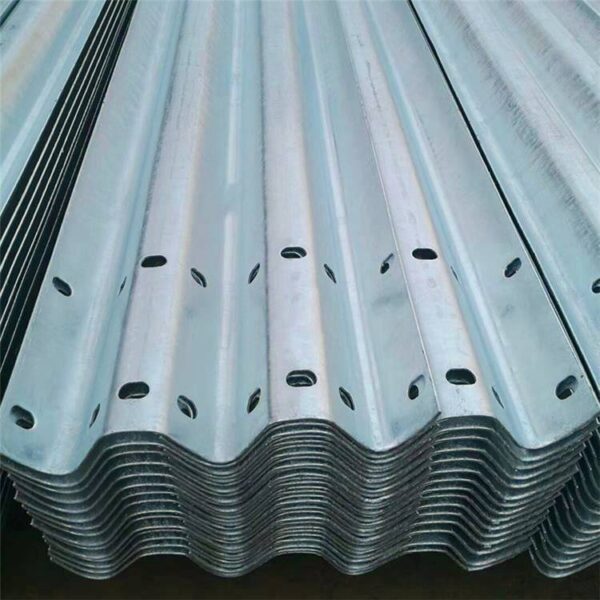 Thrie Beam Guardrail