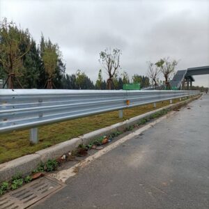 Thrie Beam Guardrail