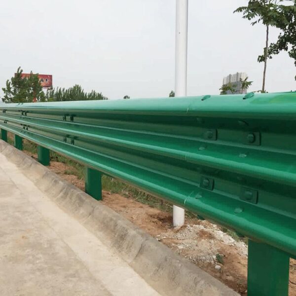 Thrie Beam Guardrail
